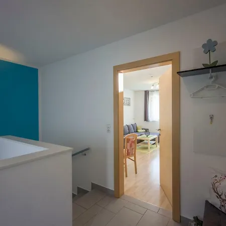 Haus Natalie Apartment Tux